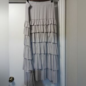 Kate & Mallory Light Gray Tiered Maxi Skirt